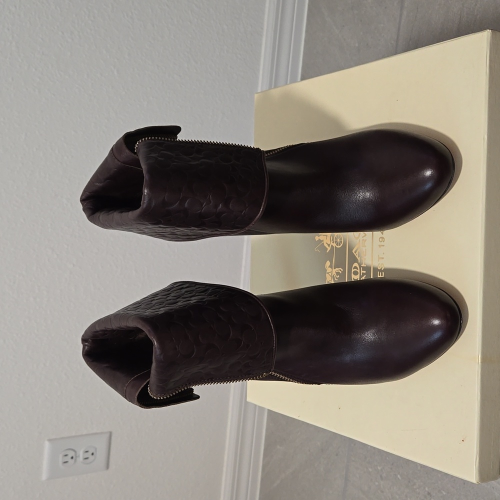 New Coach Brown Boots